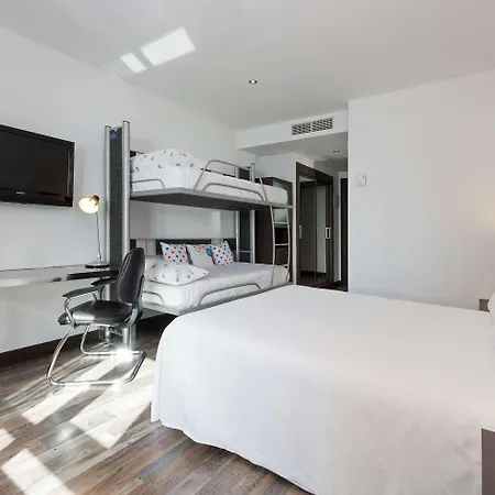 Mercure Schwabing Hotel 3*