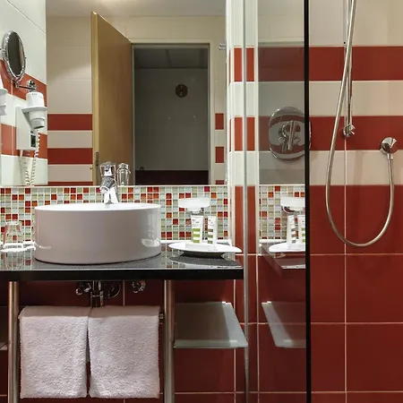 Otel Mercure Schwabing 3*