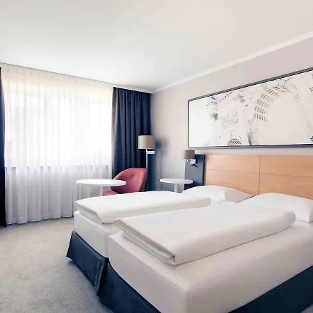 Mercure Schwabing Hotell 3*