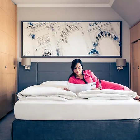 Hotel Mercure Schwabing 3*
