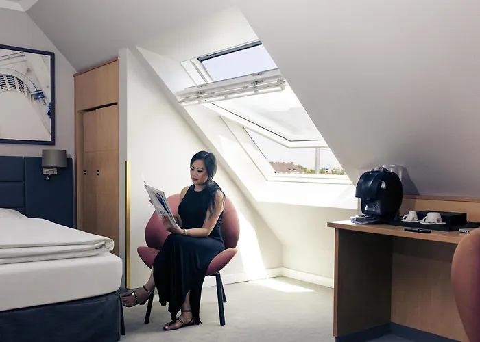 Hotel Mercure München-schwabing 3*