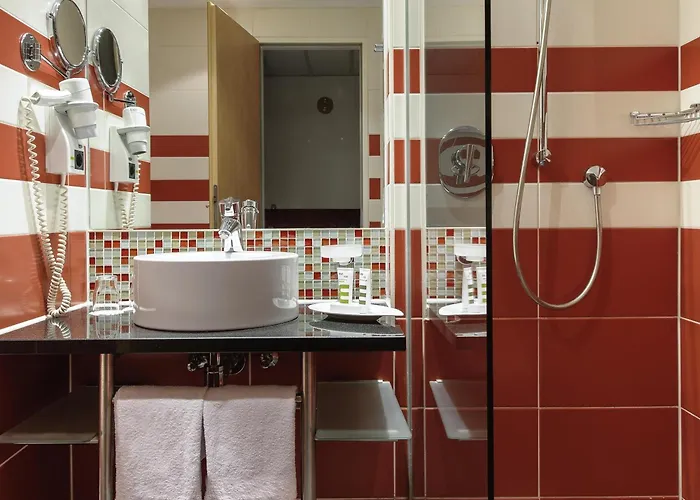 Отель Mercure Schwabing Мюнхен